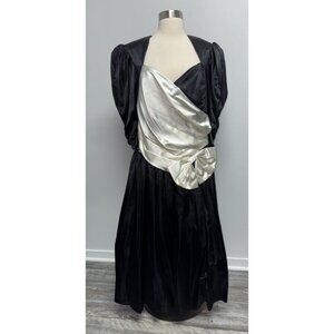 Vintage 1980s Prom Dress Womens 16 Black White Gown Dynasty Glamour Goth Indie
